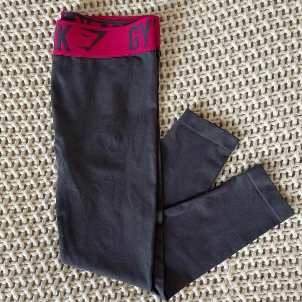 Gymshark Full Length Grey and Hot Pink Workout seamless activewear Leggings